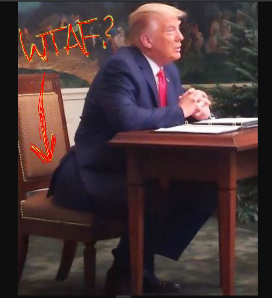 Oh dear, How is it possible this orange imbecile ever set in the Resolute Desk, Eewww